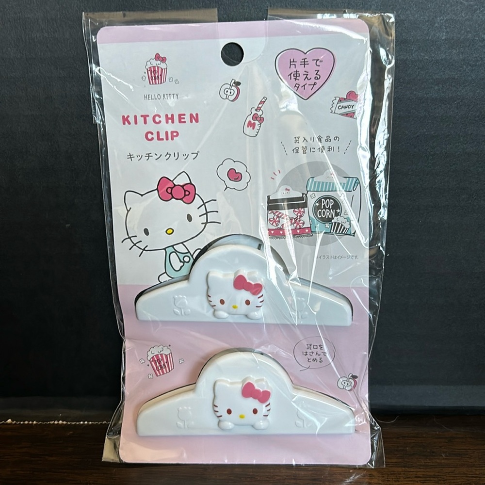HELLO KITTY 2019 Kitchen Clips , Set of 2